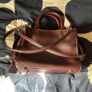 Rogue Coach bag in burgundy pebbled leather